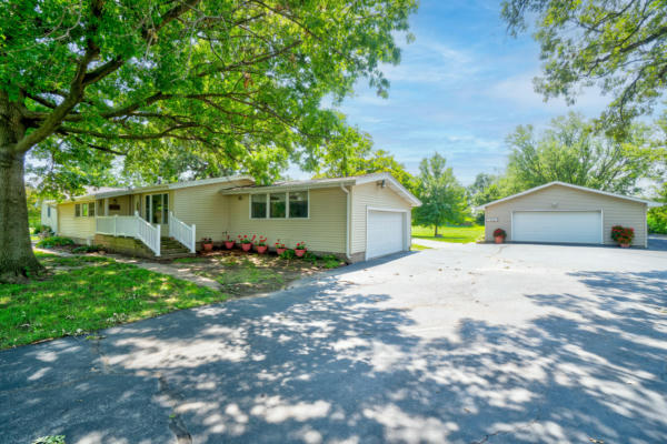 3430 MULBERRY AVE, MUSCATINE, IA 52761 - Image 1